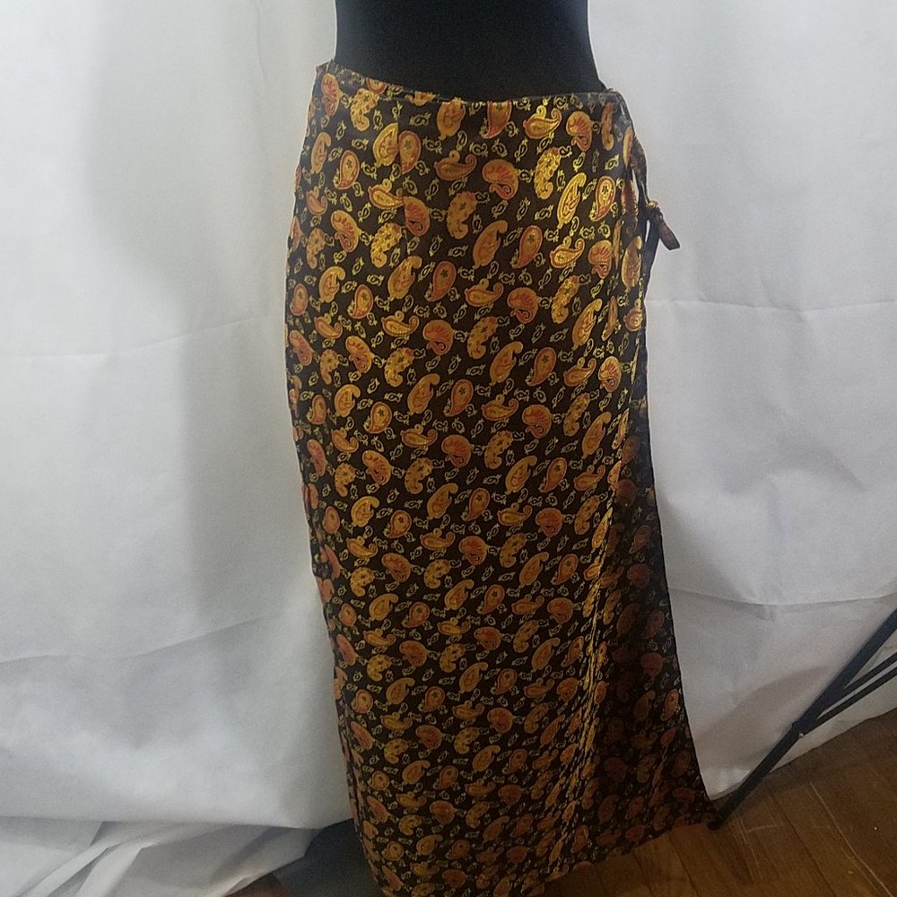SOHO Village Wear Wrap Skirt
